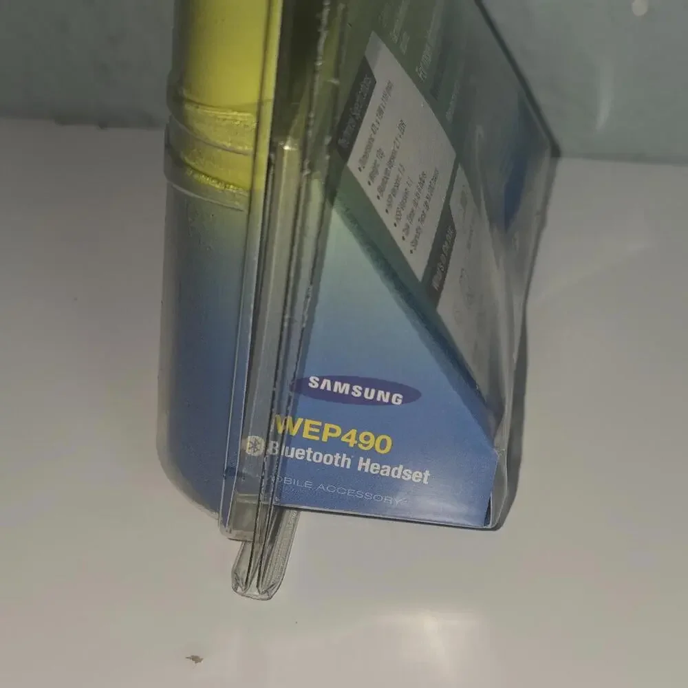 Samsung WEP490 Wind Noise Reduction Bluetooth Ear Hook Headset Brand New Sealed